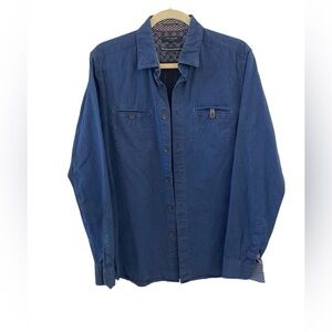 Ted Baker London Button Down
Ted Size 3 men’s navy blue